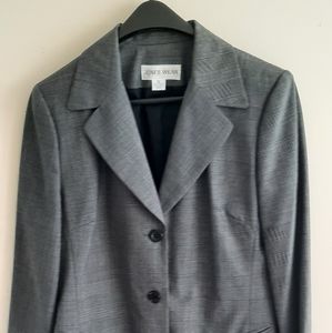 Ladies Jones Wear Jacket